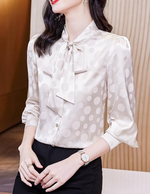 Fabulous Women Blouse Pearl Color, Size: S - M