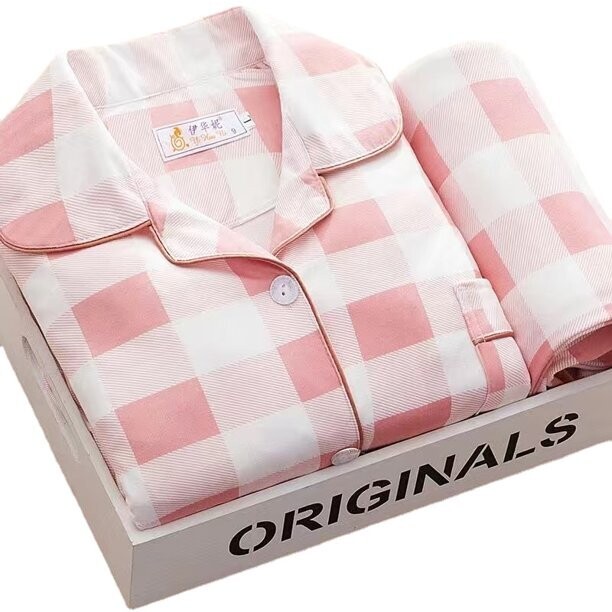 Trendy Pink Women Pajama, Size: M