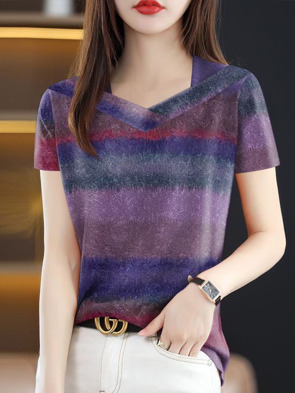Beautiful women T-shirt