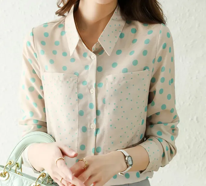 قميص نسائي عصري بنقط خضراء أكمام طويلة