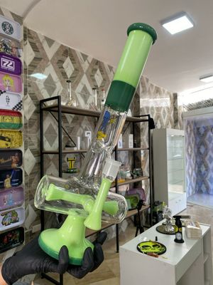 BIG HAMMER BONG