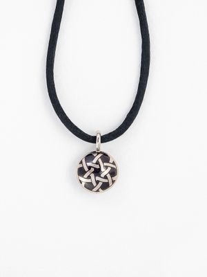 Schwarz emaillierter 750/- Weißgoldanhänger