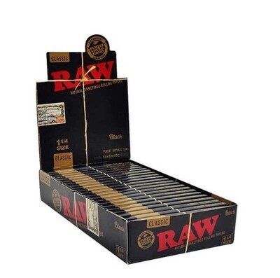Raw Black Classic Rolling Papers 1 1/4