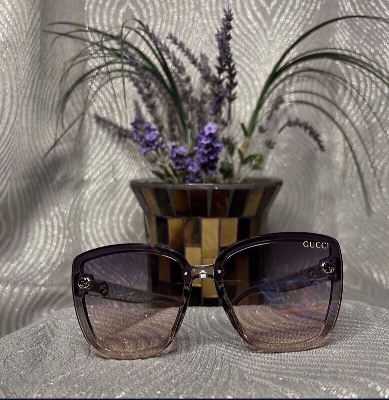 Purple Gucci Sunglasses - With Case