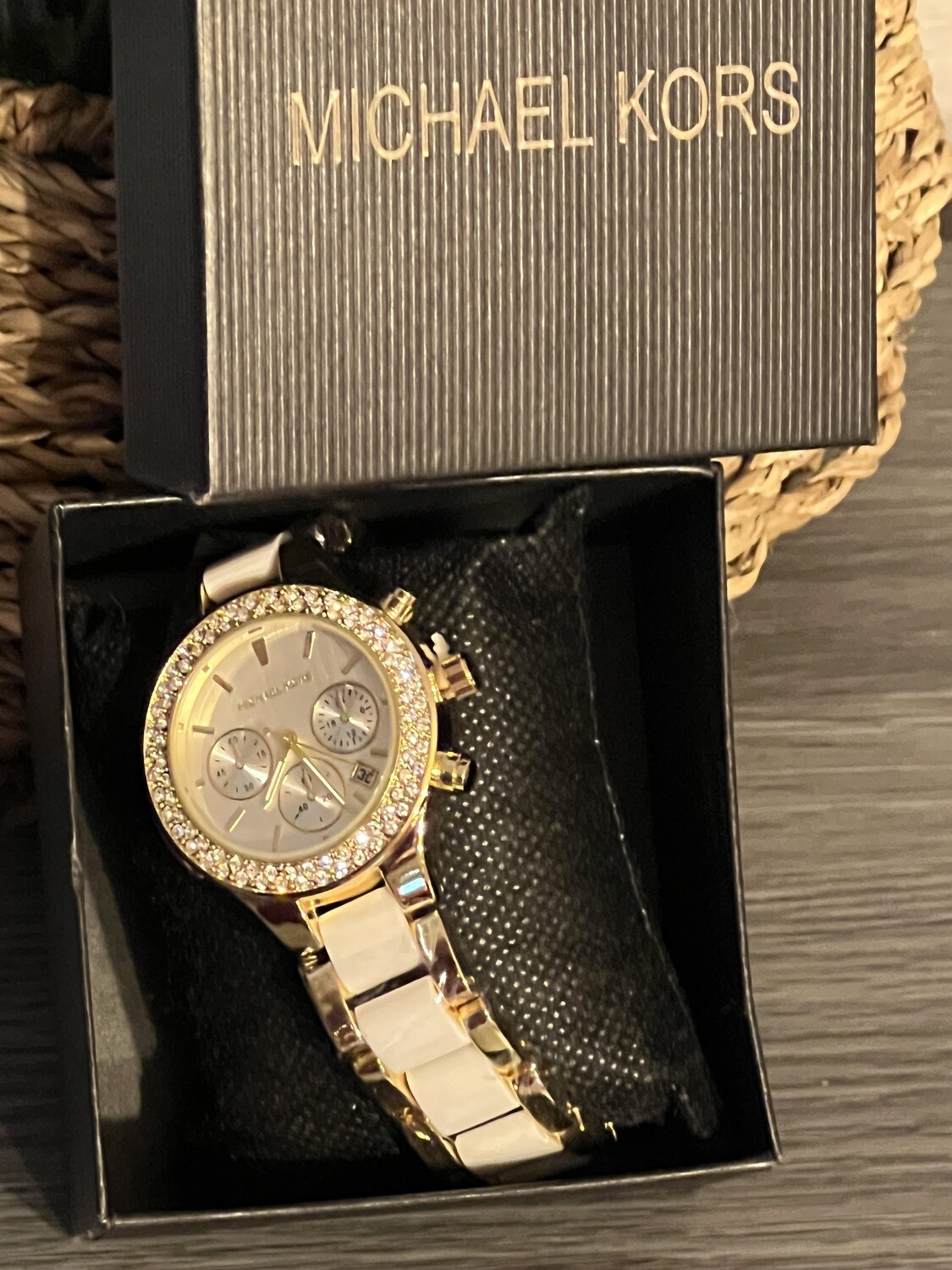 MKCD - Watch 