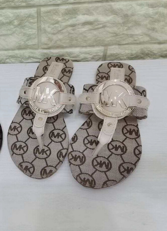 MK - Slide Slippers Light Brown