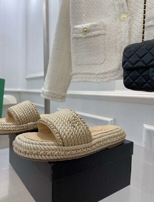 C- Slide Slipper Gold/Brown