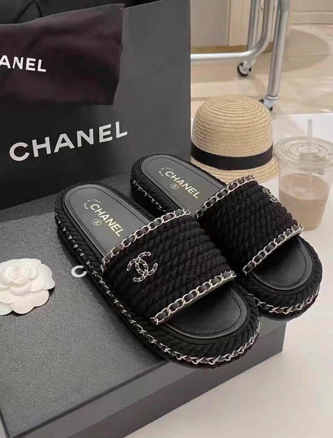 C- Slide Slipper Black/Gold