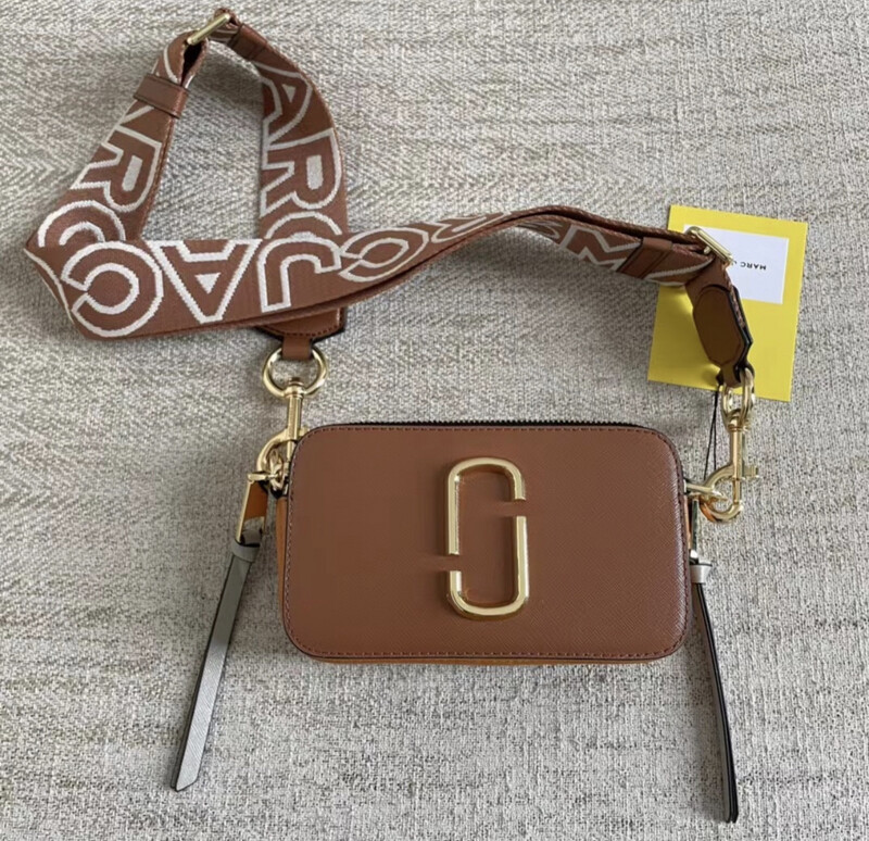 Marc Jacob’s Snap Brown
