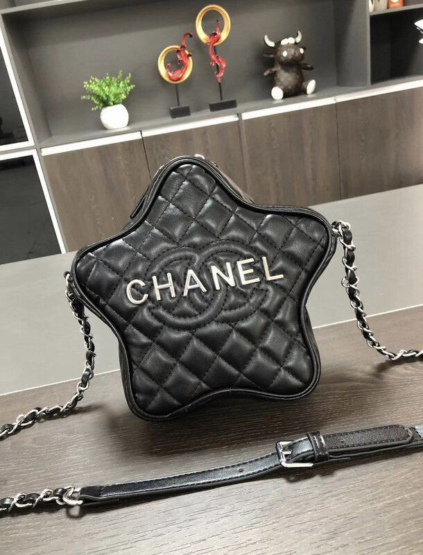 Chanel Star