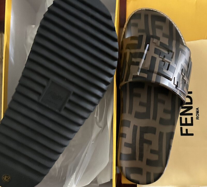 Fendi Slides