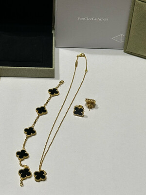 Van Cleef - Black