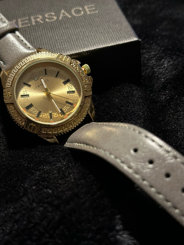 V Watch - Grey