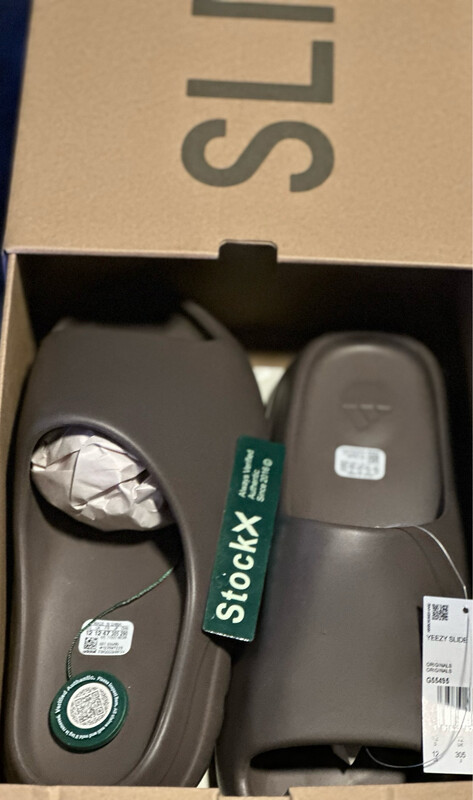 Yeezy Slides -Size 12