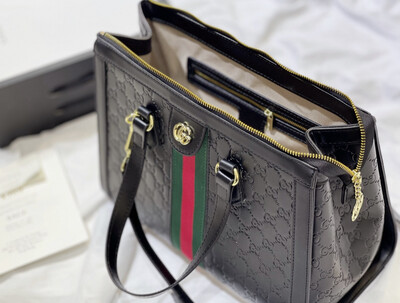 Gucci Black Imprint With Wallet