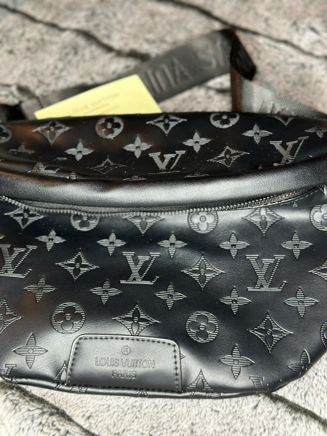 Shining Black Discovery Bum Bag