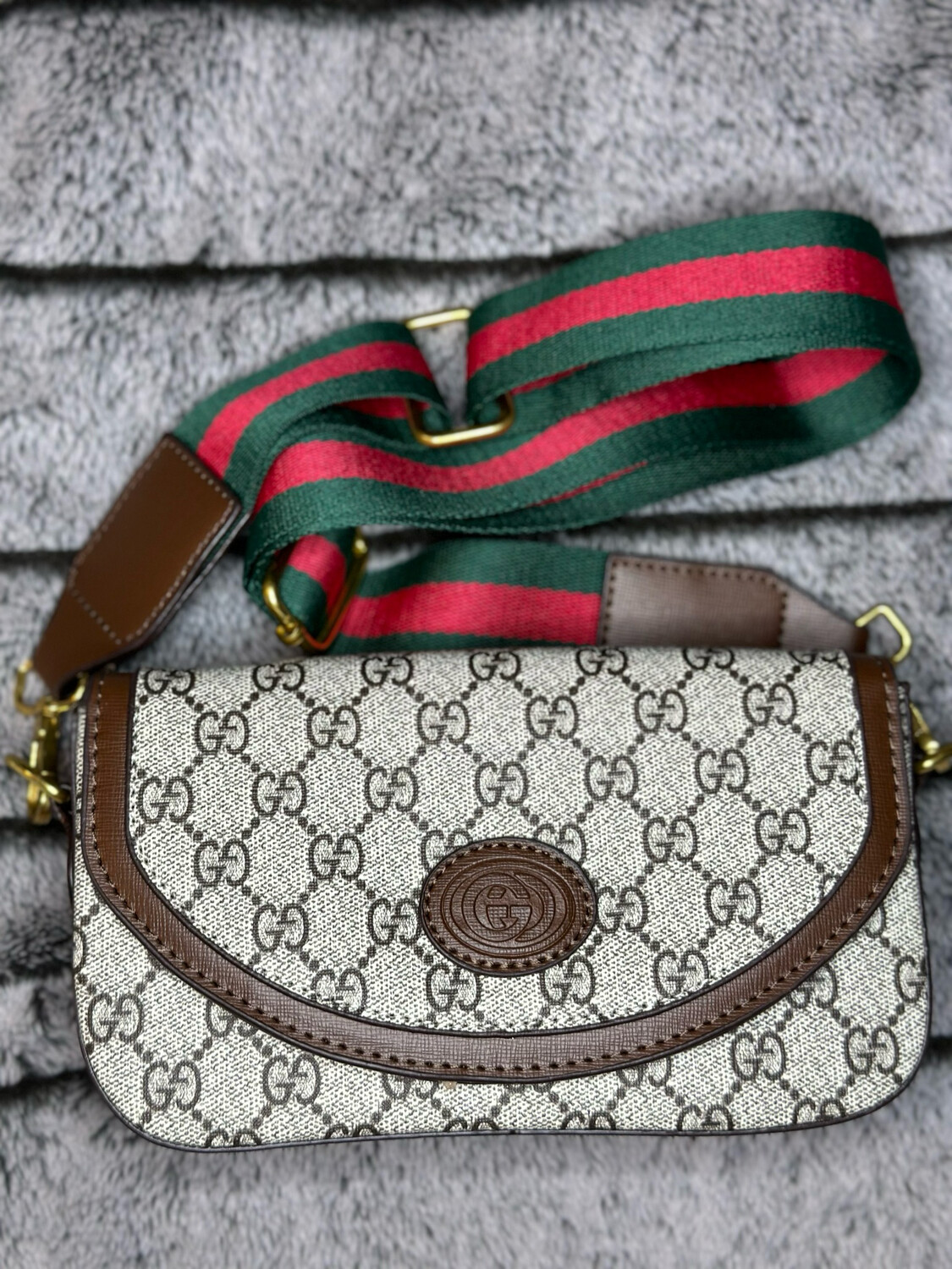 Gucci Cross