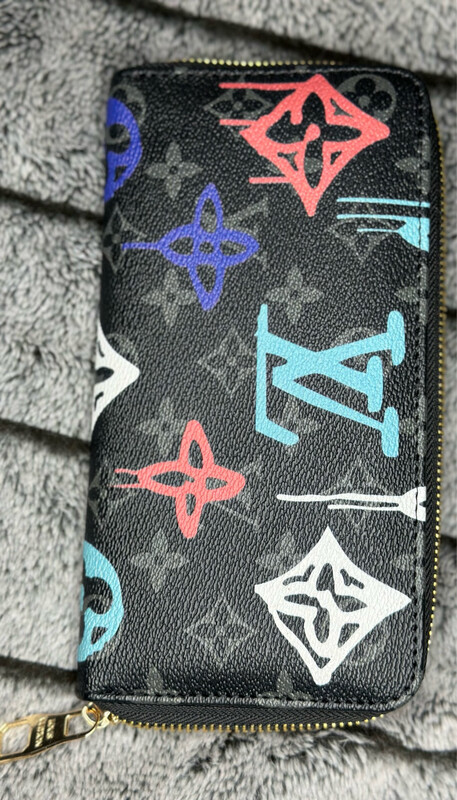 LV Wallet Multi