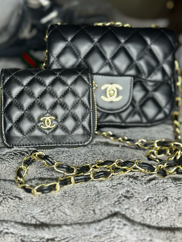 Chanel Purse With Wallet