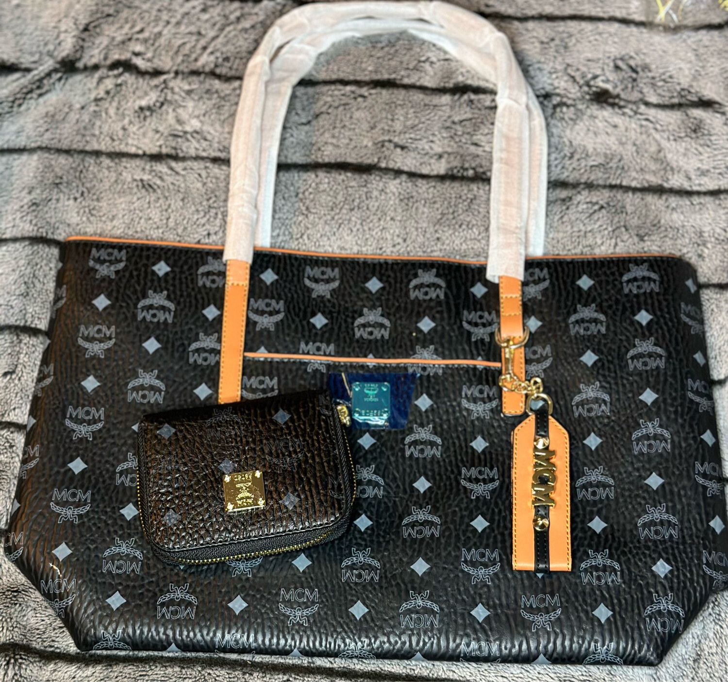 MCM Black Large