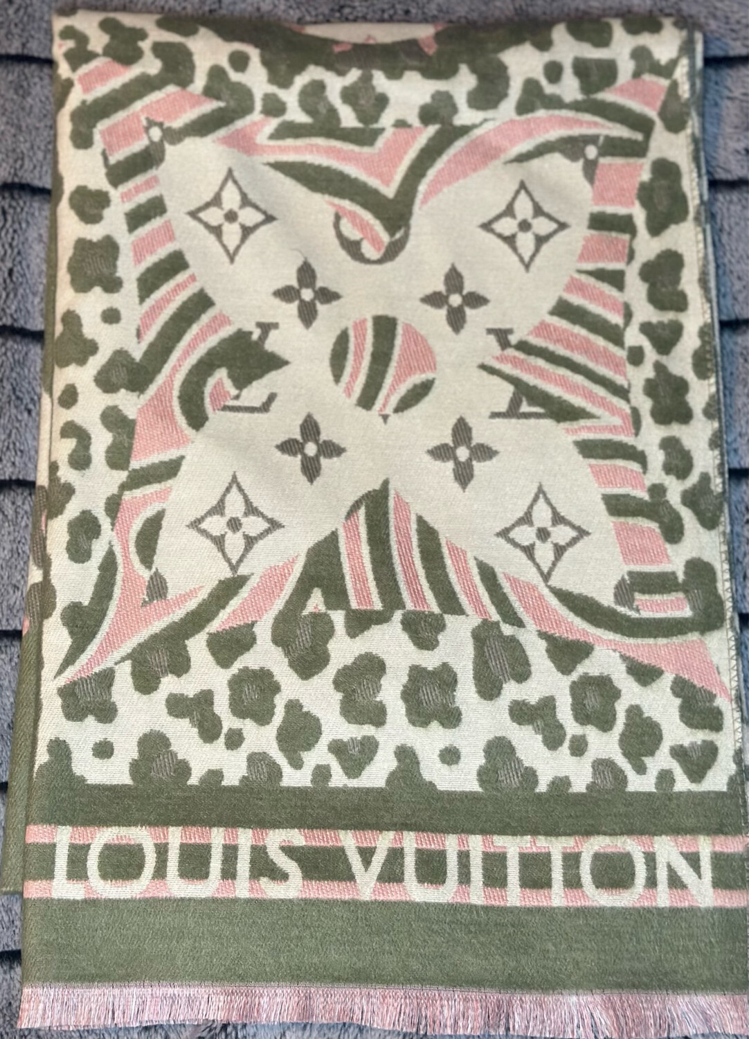 LV Shawl