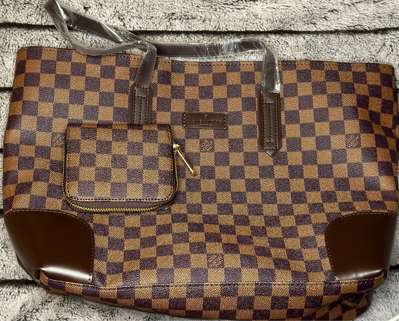 LV Larger Checker With Wallet
