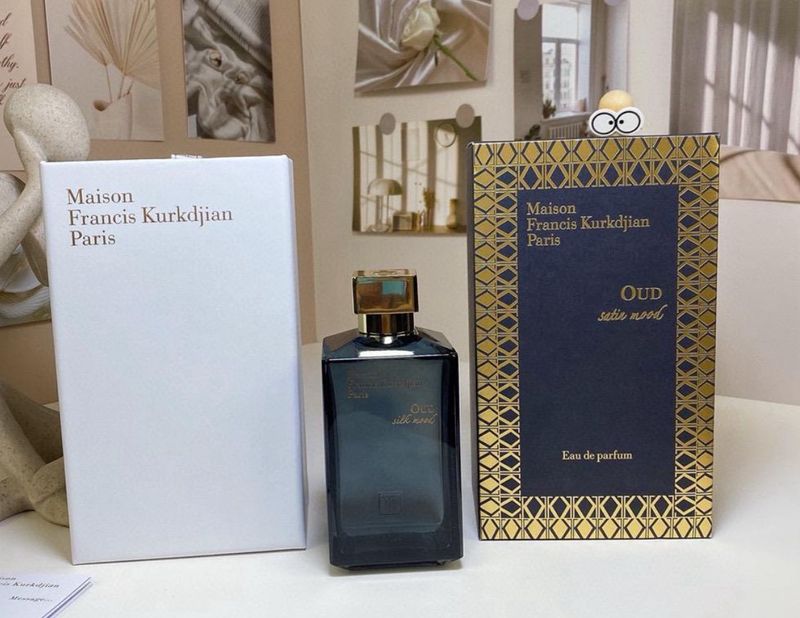 Oud Satin Mood