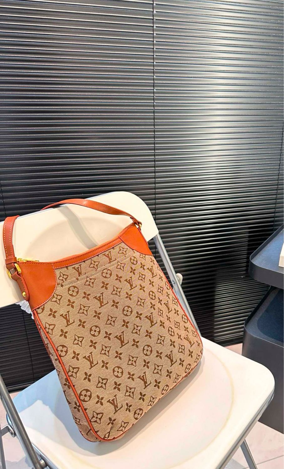 1-1 LV