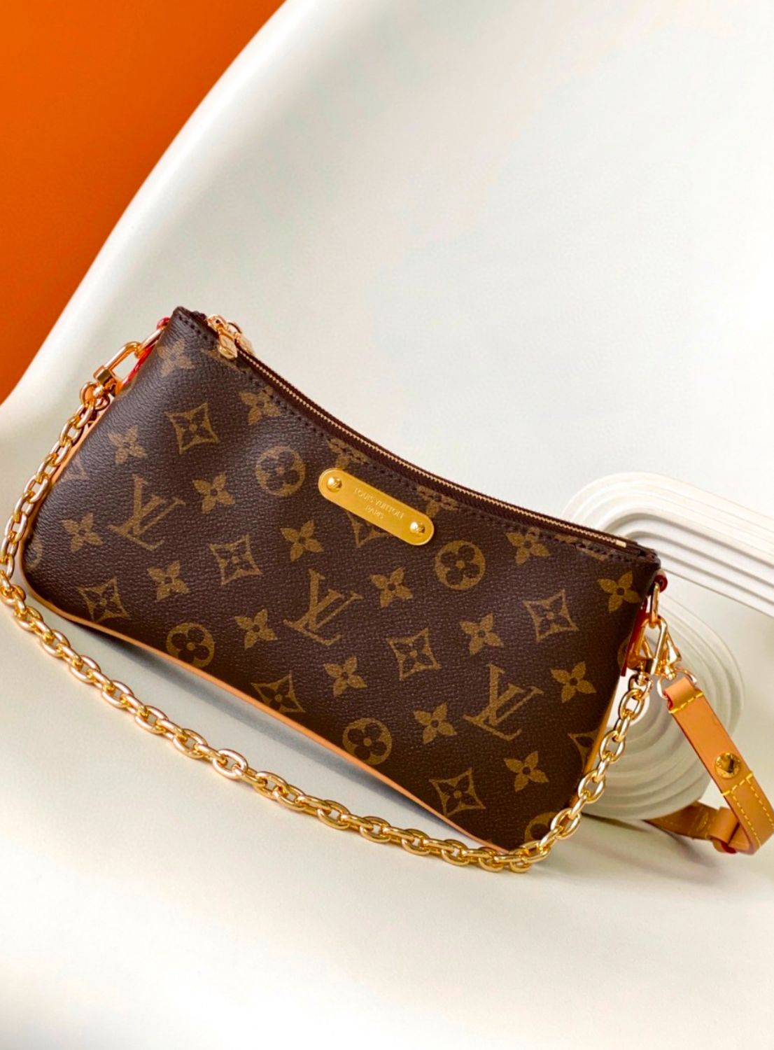 Liv Pochette (2025 Collection )