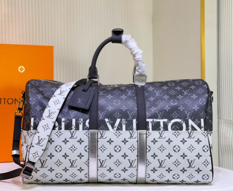 LV Duffle Large 1-1