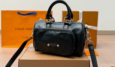 LV Black Nano Speedy