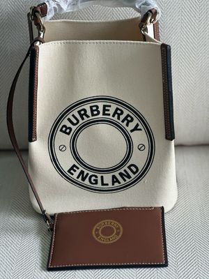 Burberry With Wallet