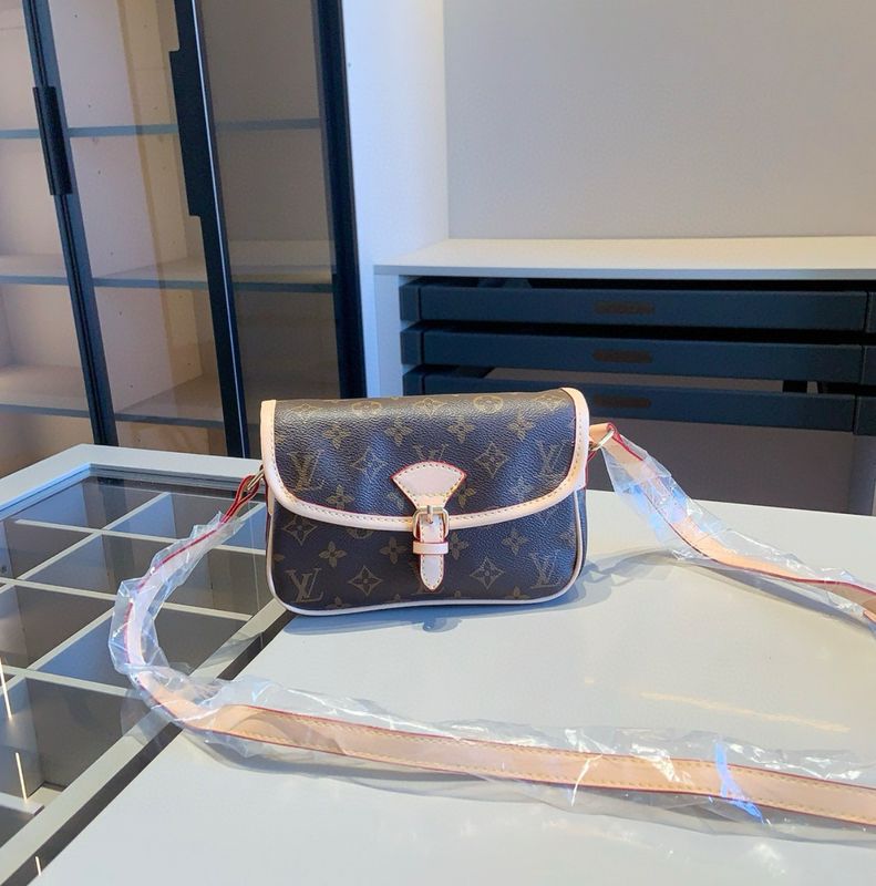 LV Cross