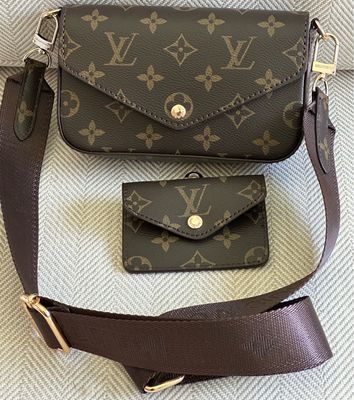 LV Cross With Wallet