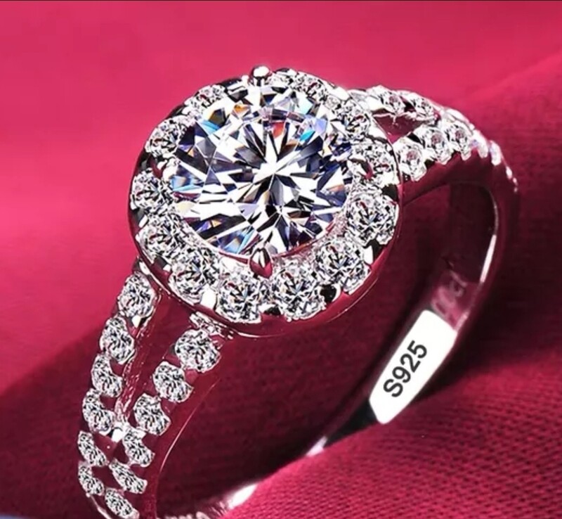 1pc Engagement Ring