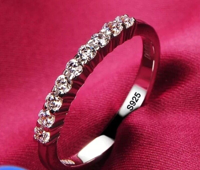 1pc Engagement Ring