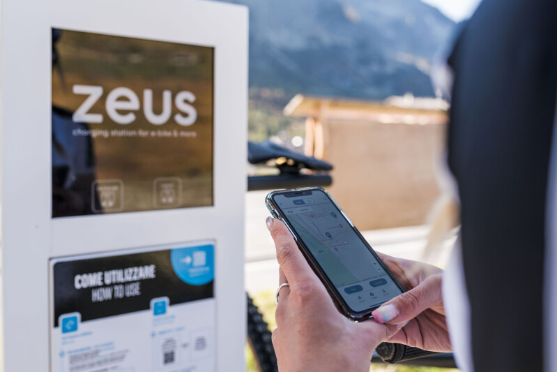 COLONNINE RICARICA E MANUTENZIONE CON APP