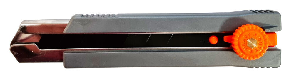 Cutter super professionale in abs gommato con rotella 25 MM