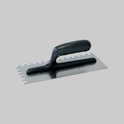FRATTONE DENTATO C/MANICO IN ABS 28x12 cm - dentatura 7x7 mm