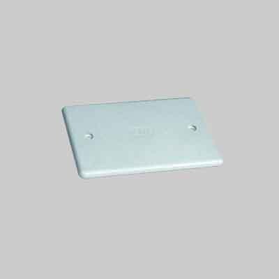 COPERCHIO PER CASSETTA PORTA APPARECCHI 3 moduli 113x74 mm