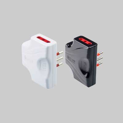 ADATTATORE TRIPLO EXTRAPIATTO 10A ROSI 2P+T - prese 10A 2P+T, Col. Bianco