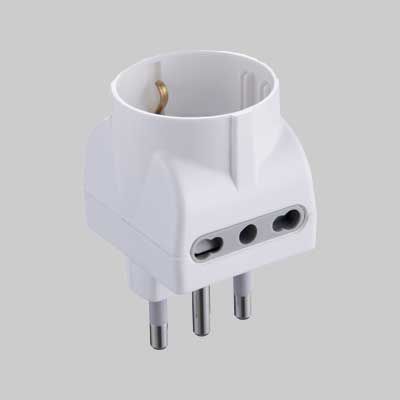 ADATTATORE TRIPLO SCHUKO/BIVALENTE 2P+T - Presa 10/16A 2P+T