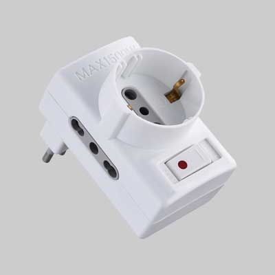 ADATTATORE TRIPLO C/INTERRUTTORE SOVRACCARICO 16A 2P+T - presa 10/16A 2P+T - Col. Bianco