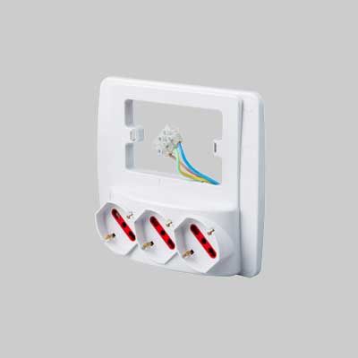 MULTIPRESA DA PARETE SCHUKO EMILIA SMART ROSI 3 Prese schuko 2P+T 10/16A - Col. Bianco