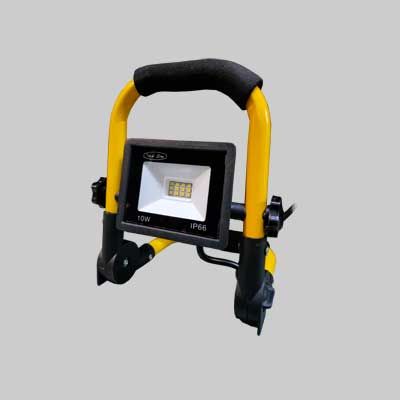 PROIETTORE A LED PORTATILE CON SUPPORTO PIEGHEVOLE &#39;IDEAL STAR&#39; 10W - 850 lumen - 6000K