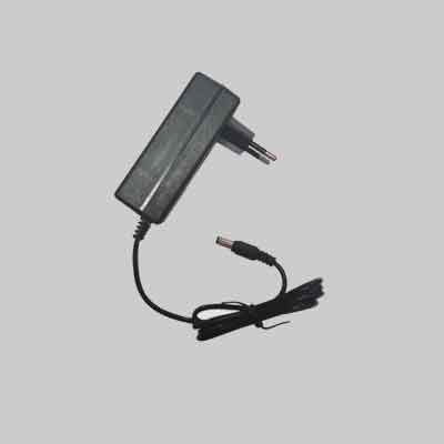 CARICABATTERIA DI RICAMBIO PER MOTOSEGA DA POTA A BATTERIA &#39;DEXTER&#39; IDEAL STAR -