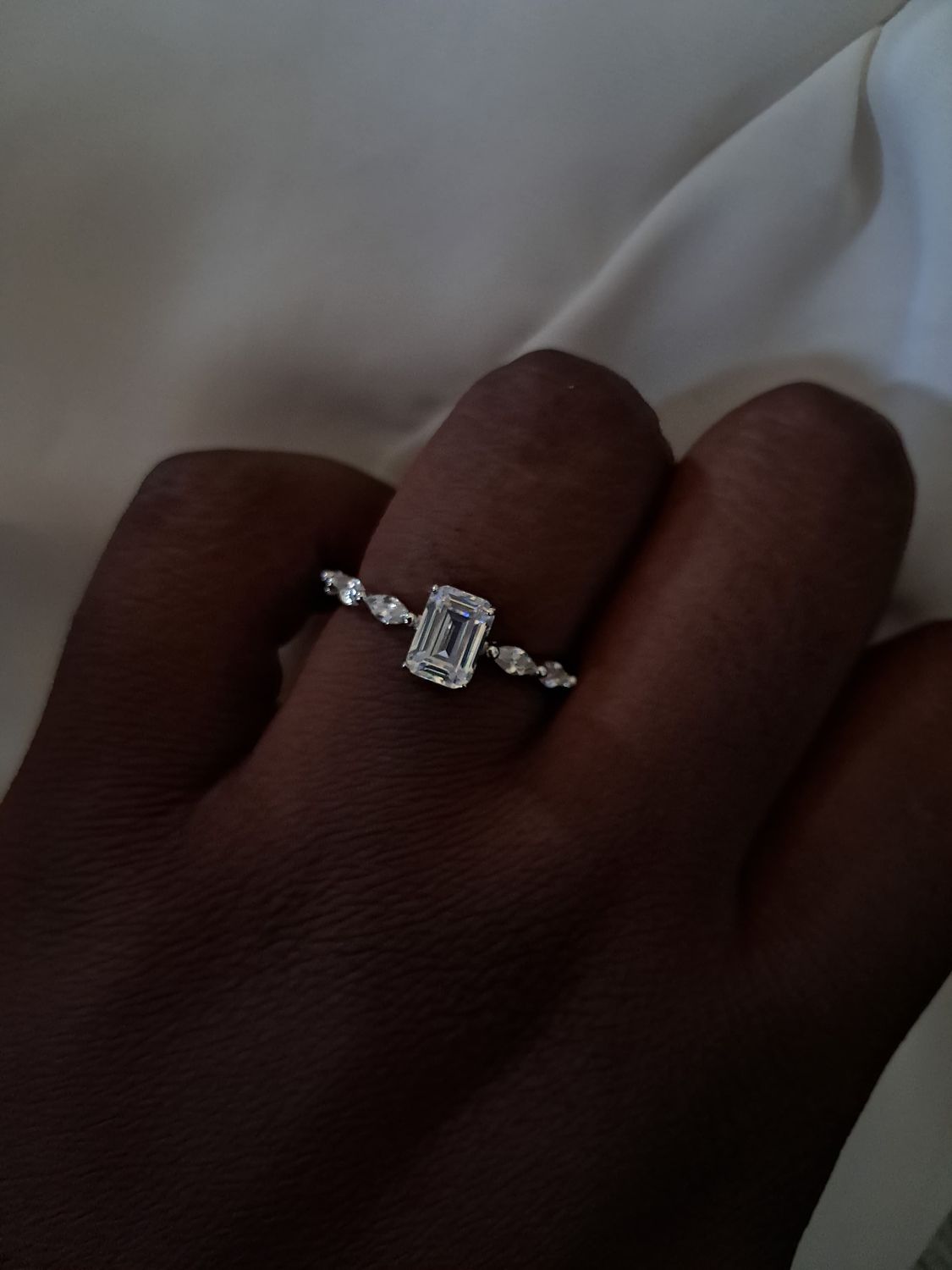 Lucienne Ring