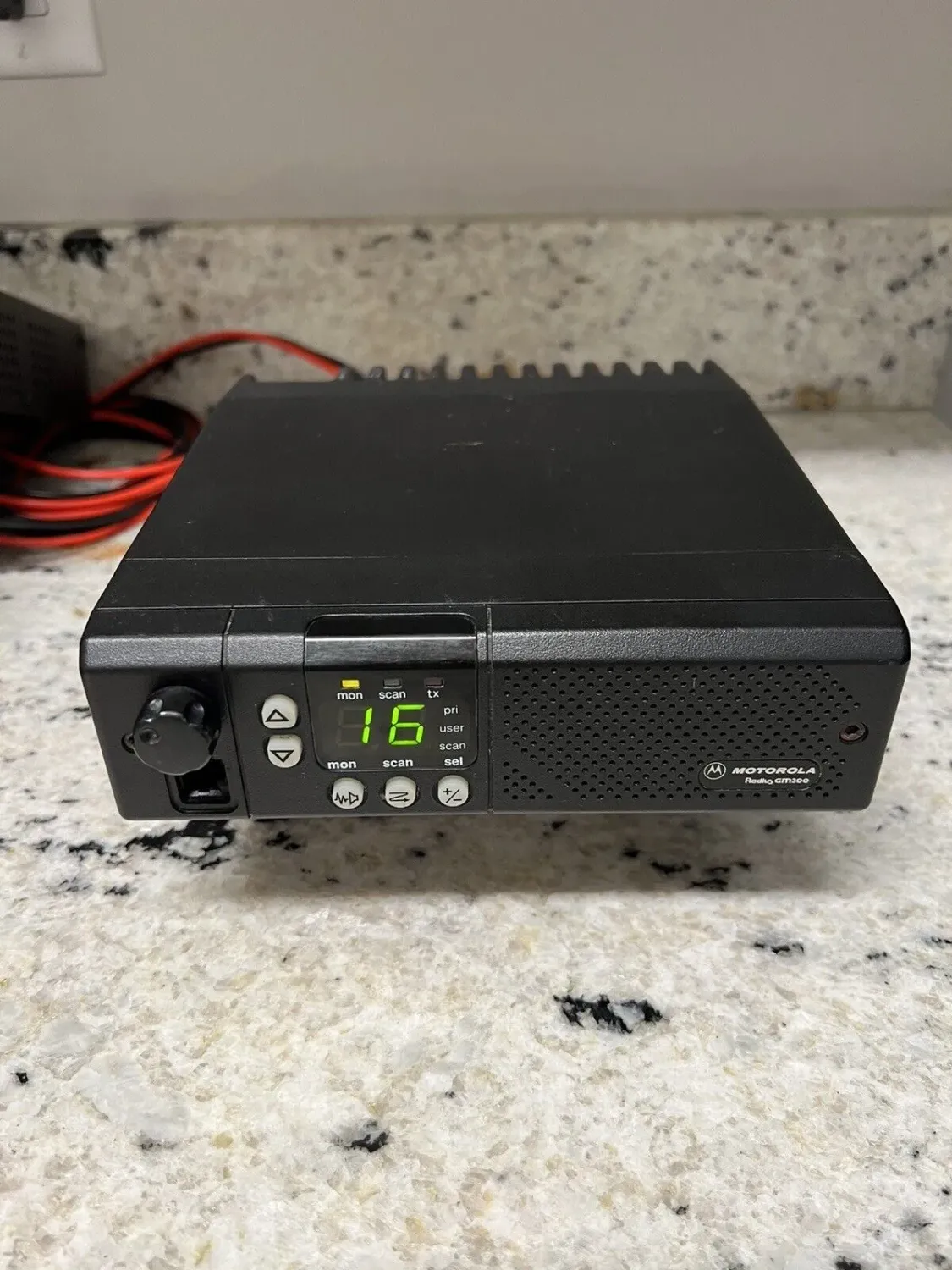 Communication Radio (Mobile) Motorola GM300