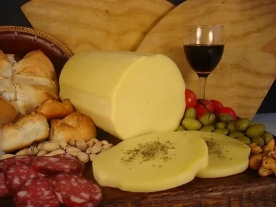 Queso Provolone Naturalia