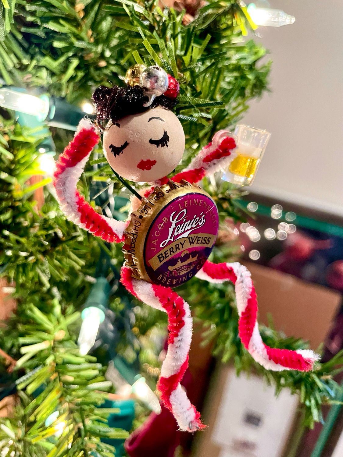 Beer Cap Elf Ornament ORNELF4